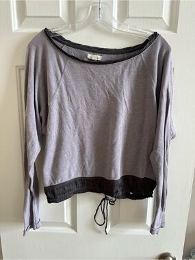 Urban Outfitters Gray Drawstring Hem Pullover Sweatshirt